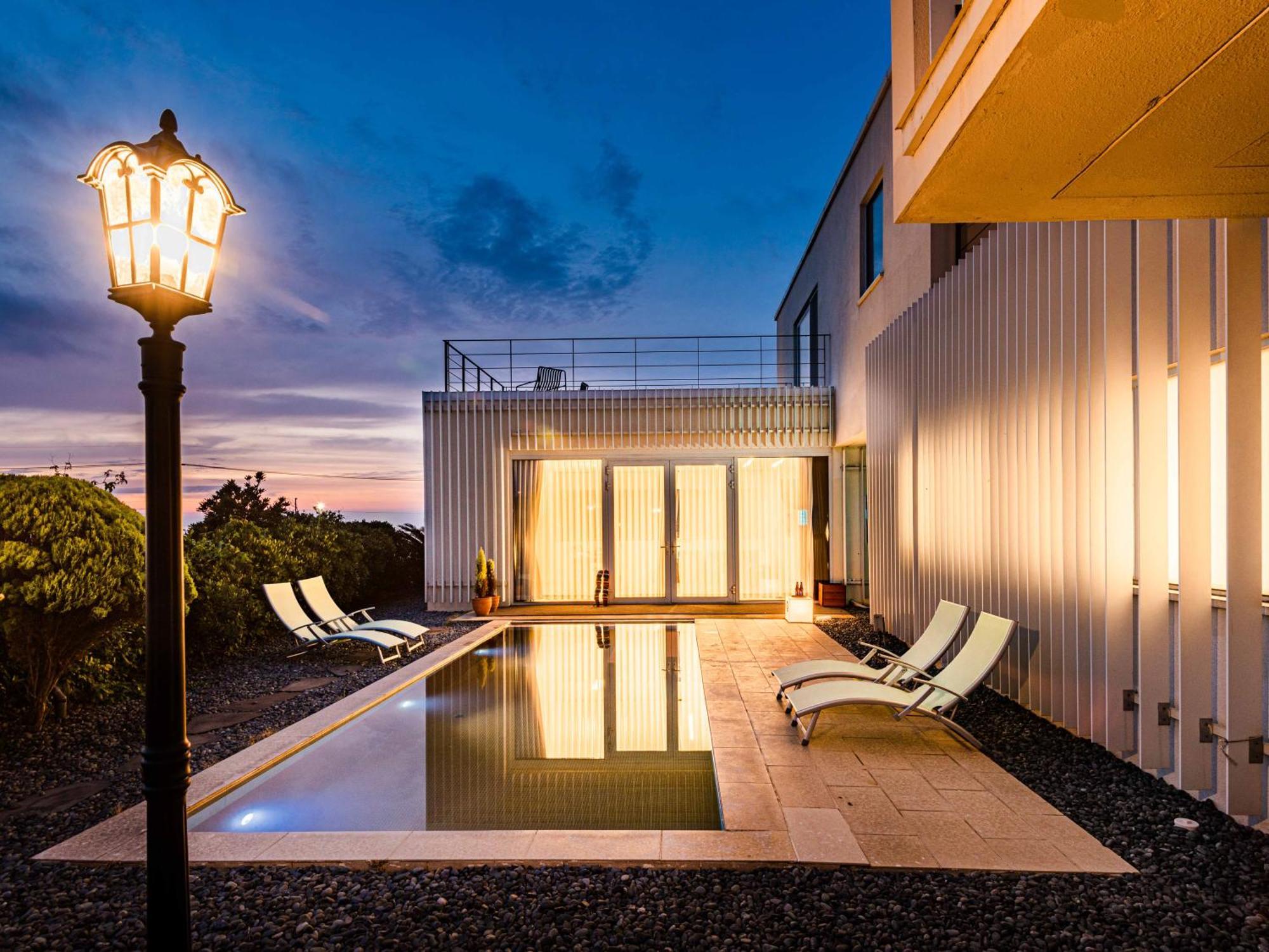 Boutique Pool Villa Namib Jeju Exterior foto